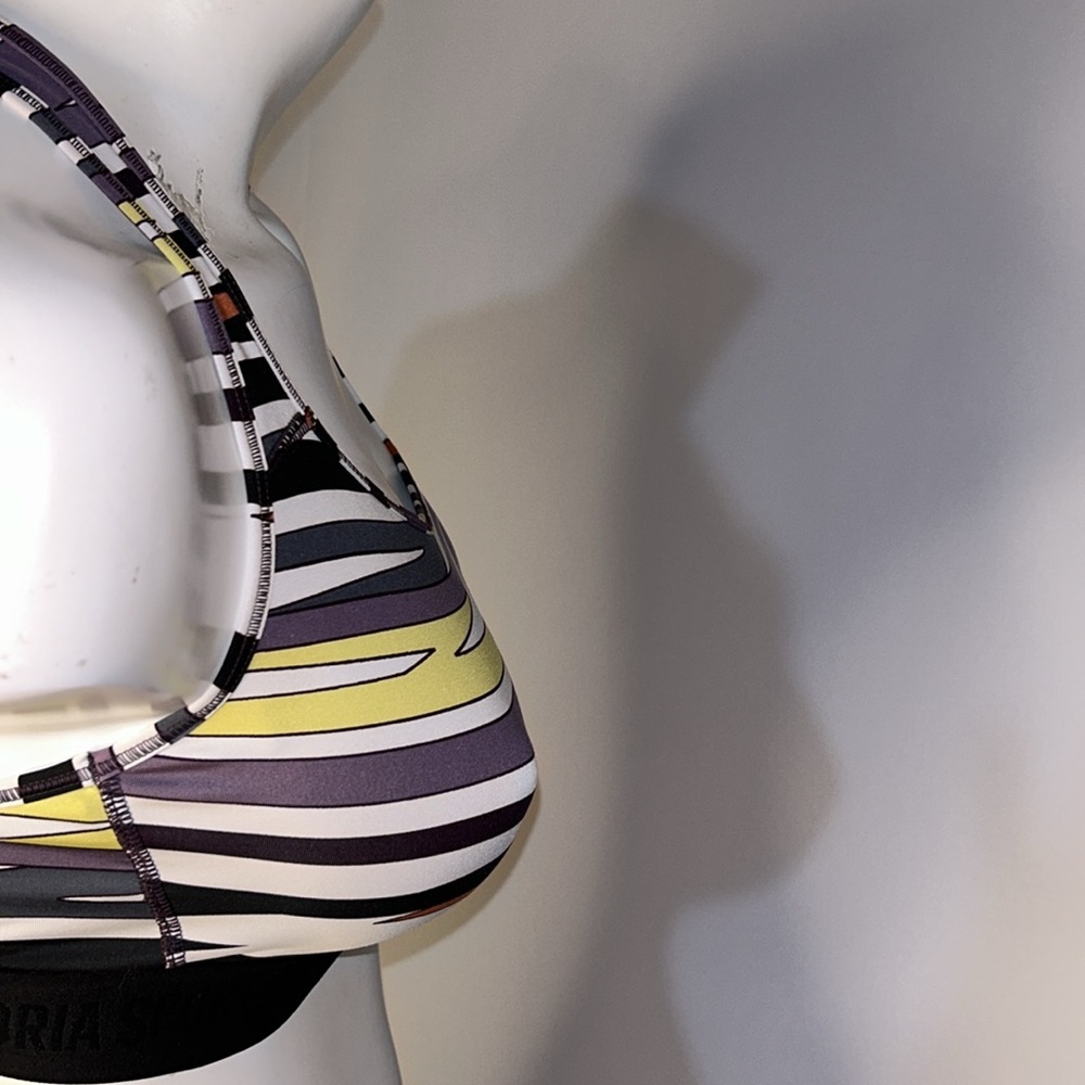 VICTORIA’S SECRET VSX The Player Geometric Print Racerback Sports Bra Sz M NWOT‎ - Picture 9 of 15